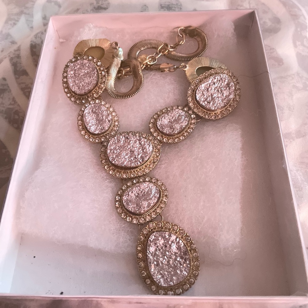 Necklace - Picture 7 of 7